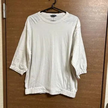 티글루브로칸테 티셔츠