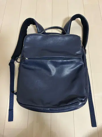 Otias 네이비 백팩