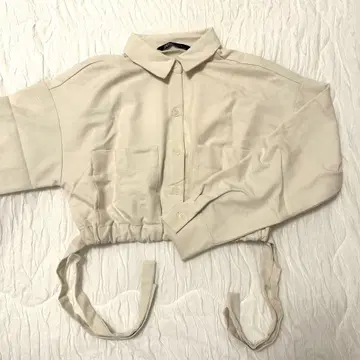 Zara 크롭 기장 상의 숏 기장 셔츠