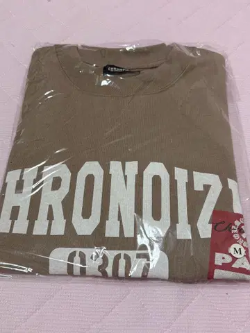 새상품급 CHRONOIZM 크로노이즈무 티셔츠 M 사이즈