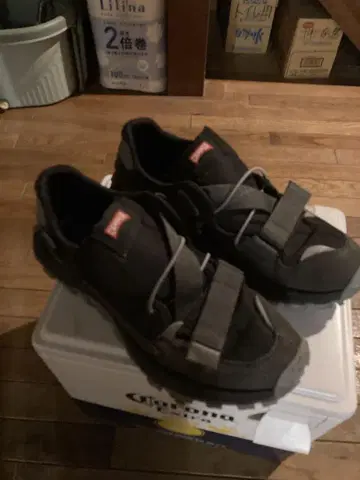 CAMPER 블랙 스니커즈 사이즈 43 인치 27.5cm