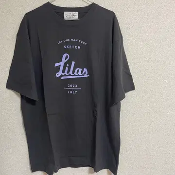 L YOASOBI 리라 리라 Lilas 티셔츠 Sketch BLACK
