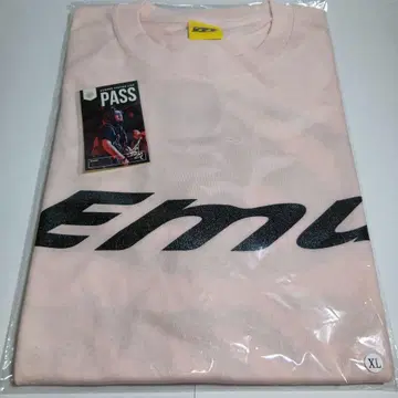 한정판 테이크엠 스티커 + 단독 라이브 Emu2025 티셔츠 XL