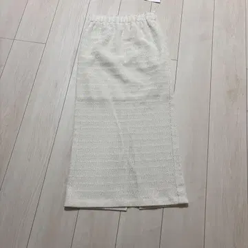 러셀 웨이브 타이트 스커트