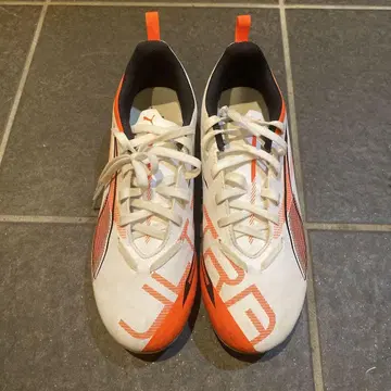 Puma Ultra 축구화 화이트/오렌지 스파이크 24cm
