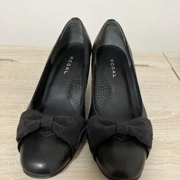 리걸 펌프스