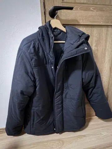 Under Armour 스톰 다운 자켓