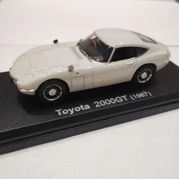 1/43 토요타 2000GT 1967년 노레브