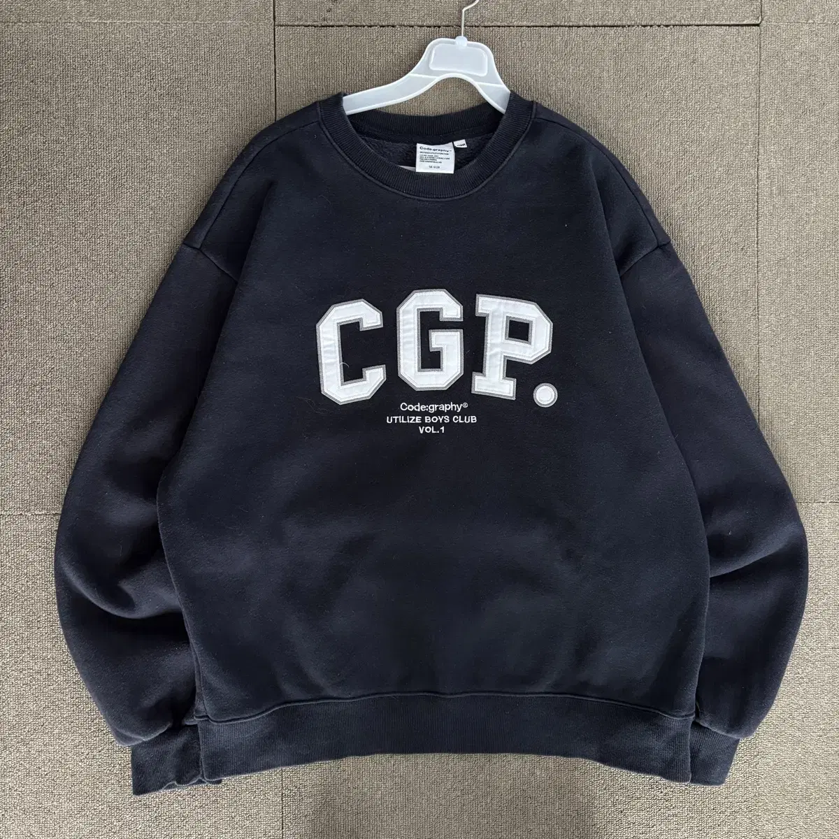 トップス codegraphy  SPORTS CREW NECK CODEGRAPHY | 코드그라피 Codegraphy Sports Crew Neck Charcoal