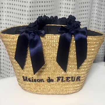 Maison de FLEUR 메종 드 플뢰르 프릴 핸들 리본 바스켓백