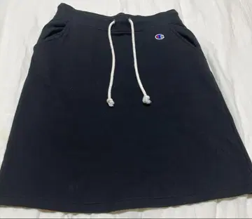 챔피온 블랙 미니 스커트 M 사이즈