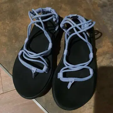 Teva 보야 인피니티 샌들