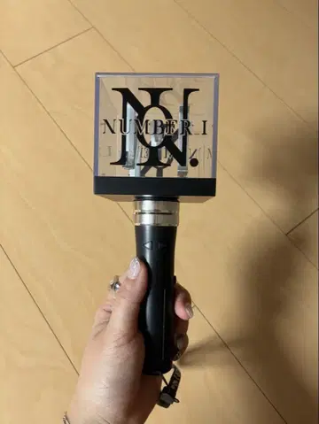 Number_i 응원봉