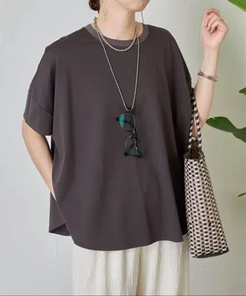 제나 에스파스메르베유 / 백 테이프 컷 티셔츠