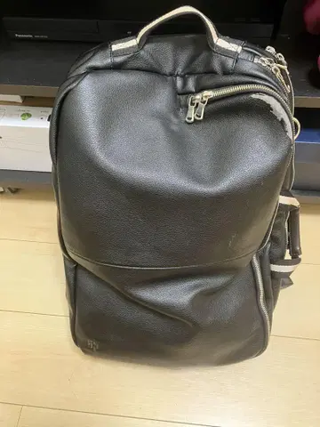 블랙 합성 피혁 백팩