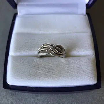 매혹적인 영국 빈티지 반지 silver925 인피니티 매듭 디자인