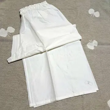 새상품 미나 페르호넨 8부 속바지 pettipants 화이트