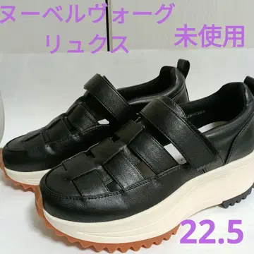샵 채널 누벨 보그 럭스 스니커즈 22.5cm