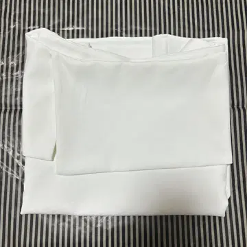 NOBLE 케이프 블라우스