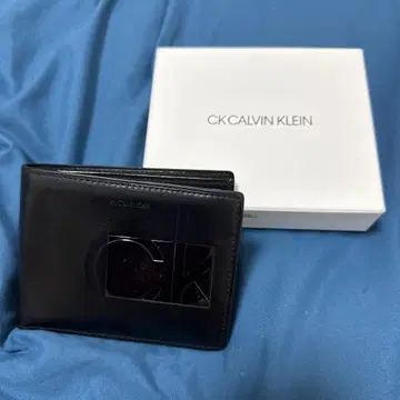 CK CALVIN KLEIN 반지갑, 박스 포함