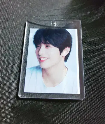 GoldenChild 송윤 펜미 키링 3
