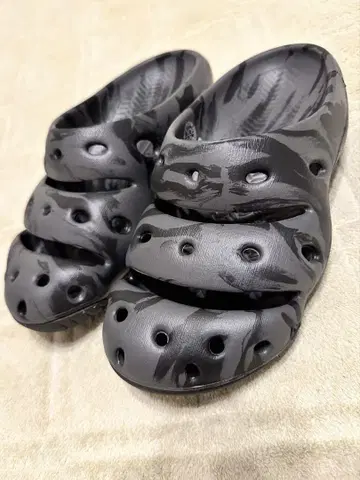 KEEN 킨 YOGI 요기 25cm BLACK MARBLE