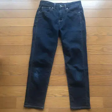 GUESS 다크 블루 스트레이트 데님