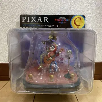 PIXAR 리멤버 미 피규어