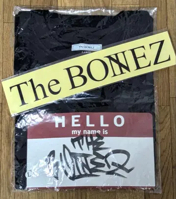 The BONEZ 티셔츠 L 사이즈와 스티커 세트