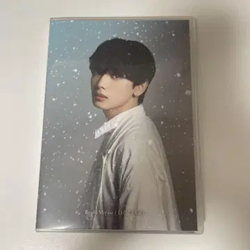 Ryubi Miyase 화이트로 염색하기 전