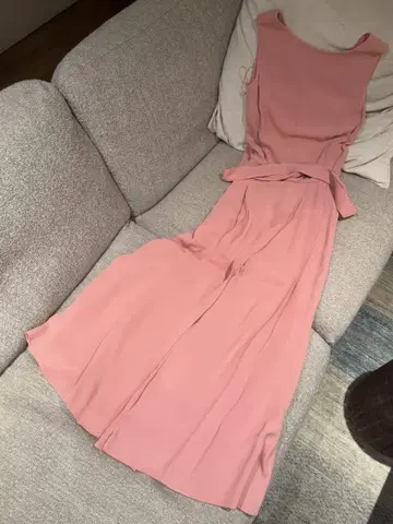 새상품 MassimoDutti 핑크 올인원 S M 살로펫