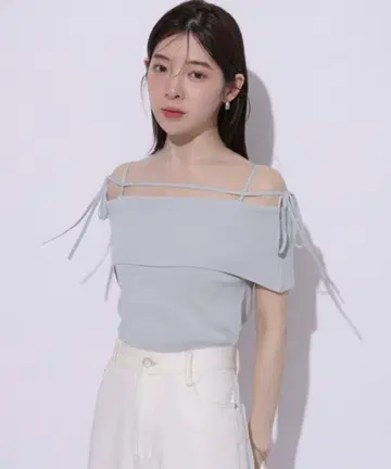 Rirandture 오프숄더 스트랩 니트 블루 완판템