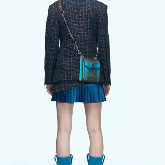 ★人気★【ANDERSSON BELL】★UNISEX HAND CROCHET SQUARE BA.G Items Similar to Andersson Bell Hand Crochet Square Bag