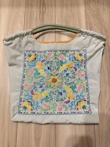 Ball & Chain flower bandana 에코백 웹 한정판