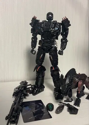 트랜스포머 락다운 비정품 페루킬 unique toys