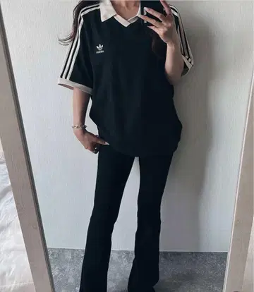 아디다스 리브 소재 오버 사이즈 저리