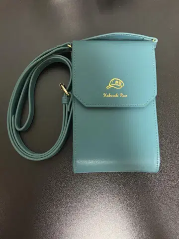 카즈키 로코 테마파크 숄더 파우치