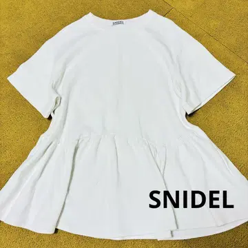 SNIDEL 화이트 플레어 튜닉 반팔 프리 사이즈