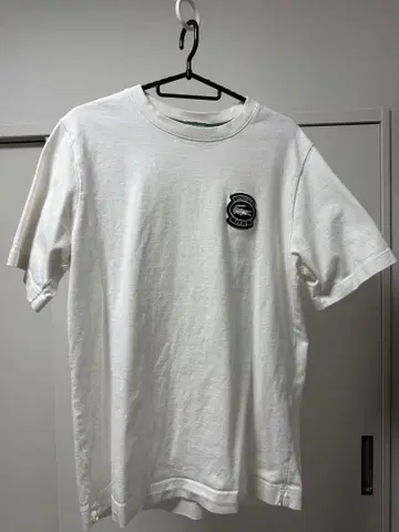라코스테 화이트 티셔츠 EXCLUSIVE EDITION