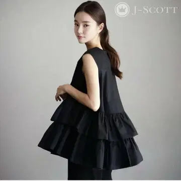 [J-Scott] 티어드 블라우스 슬리브리스 프릴 튜닉
