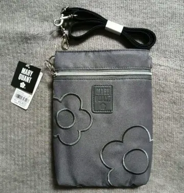 sale 새상품 MARY QUANT 마리 콴트 스마트폰 숄더백 그레이