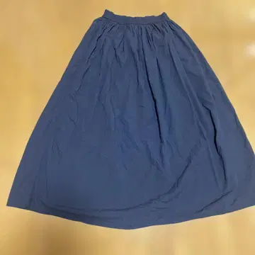 정가 4980엔 무인양품 짙은 그레이 플레어 스커트