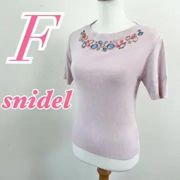 snidel 반팔 티셔츠 핑크 심플 자수 로고 예쁜 코디 오피스