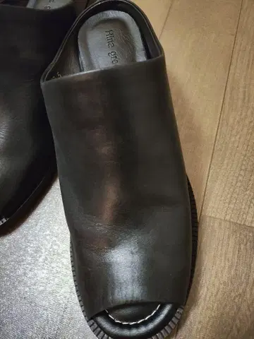히나데 그린 샌들