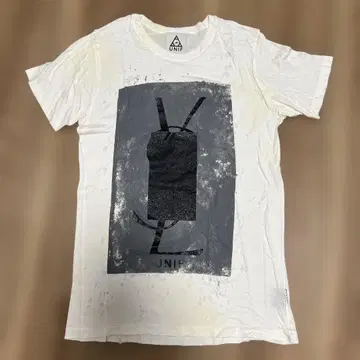 유니프 UNIF 그래픽 프린트 티셔츠 화이트 S 크러쉬