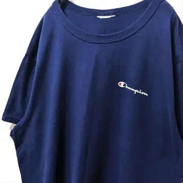 챔피온 Champion 로고 티셔츠 네이비 컬러 구제 의류