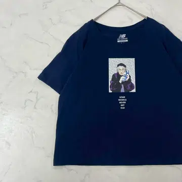New Balance 로고 라벨 인물 패턴 프린트 리브 반팔 티셔츠 M