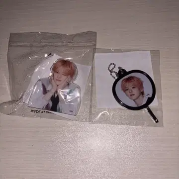 TREASURE 요시 클립 부채 세트