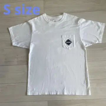 FCRB 20AW/BIG LOGO POCKET TEE S 사이즈