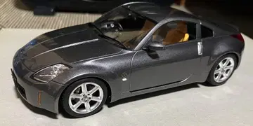 Nissan 350Z 1/24 완성품 프라모델